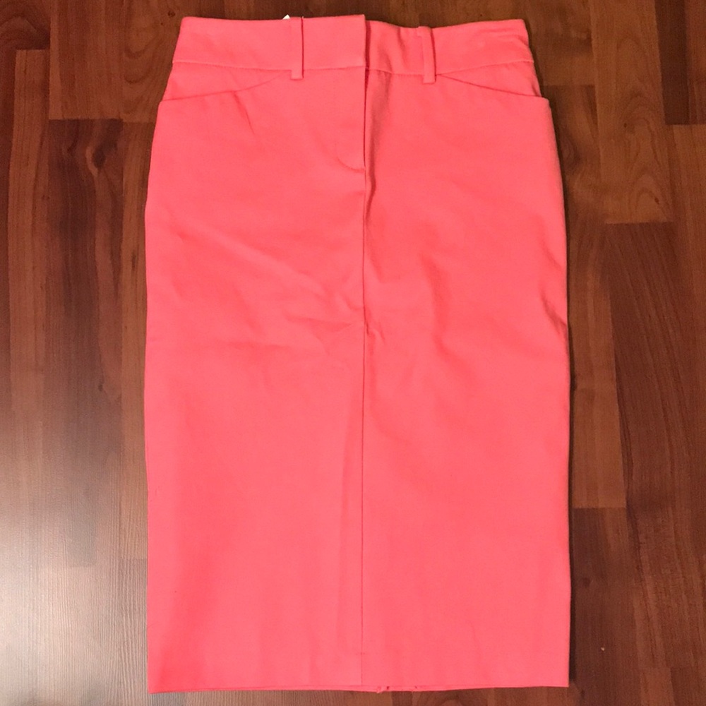 NY&C Salmon-Pink Pencil Skirt *new with tags*